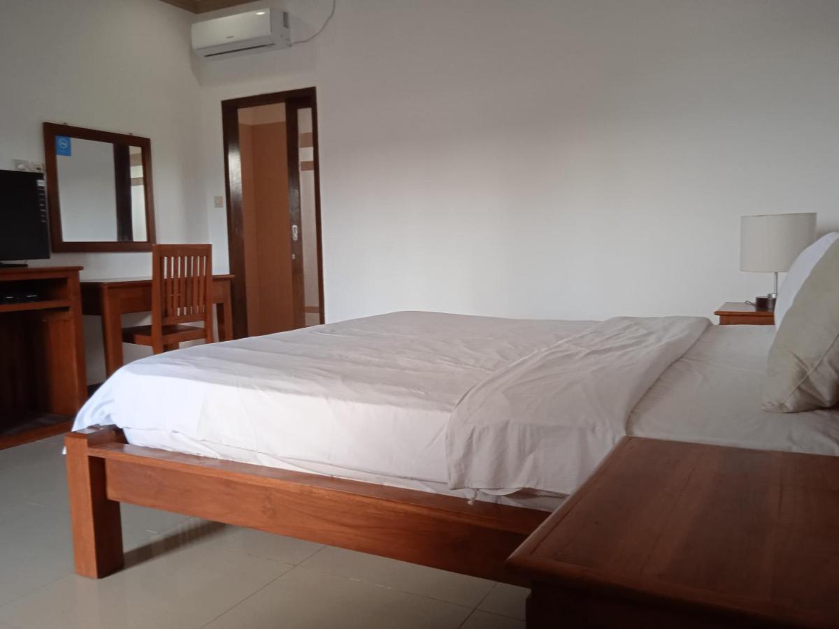 Family House Hotel Kuta Kuta  외부 사진